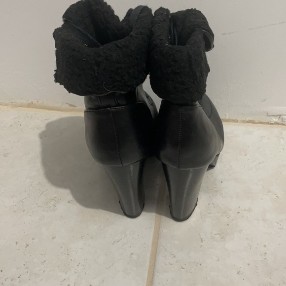 Bamboo heeled boots - Picture 4 of 5